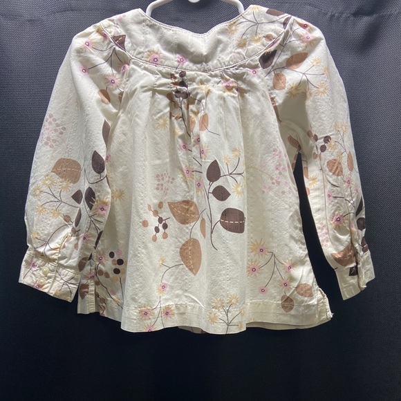 Gap shirt - Picture 2 of 3